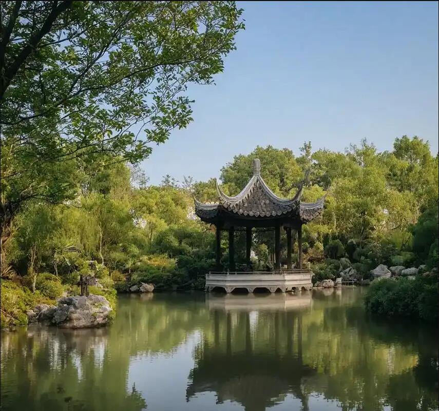 湖北雪枫餐饮有限公司